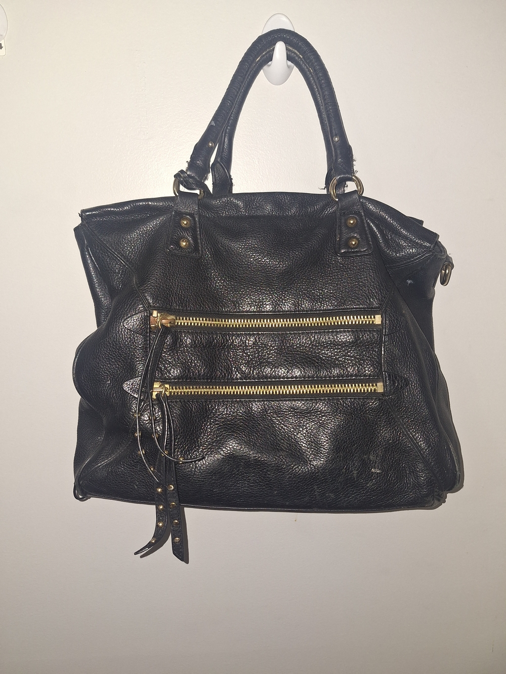 Steve Madden Black Leather Tote with Gold Zippers VINTAGE REHAB